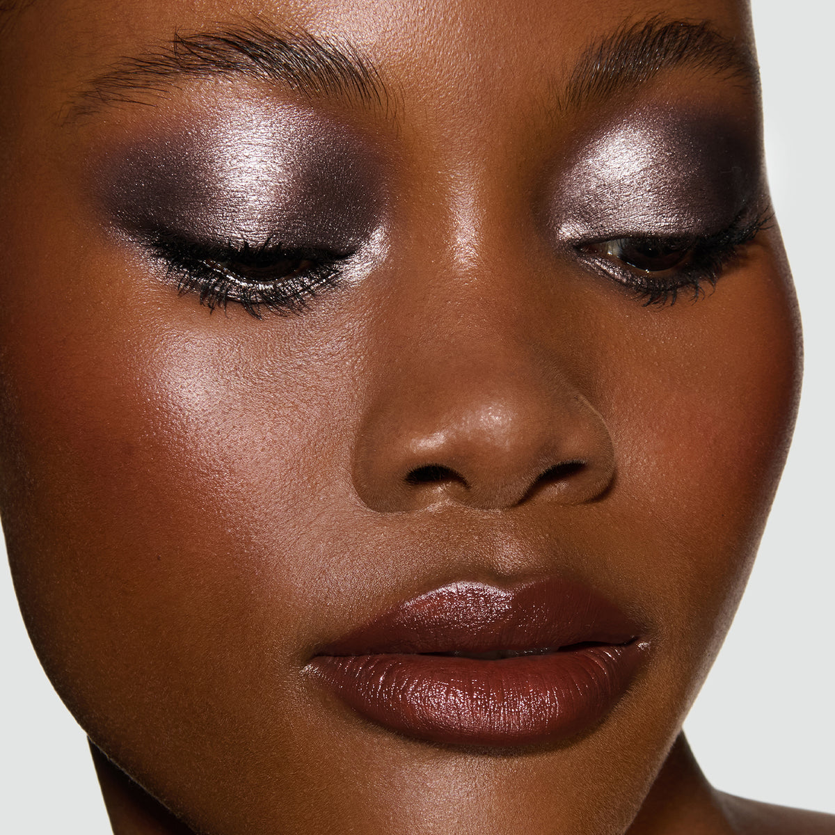 Seamless Glide Cream Shadow Stick