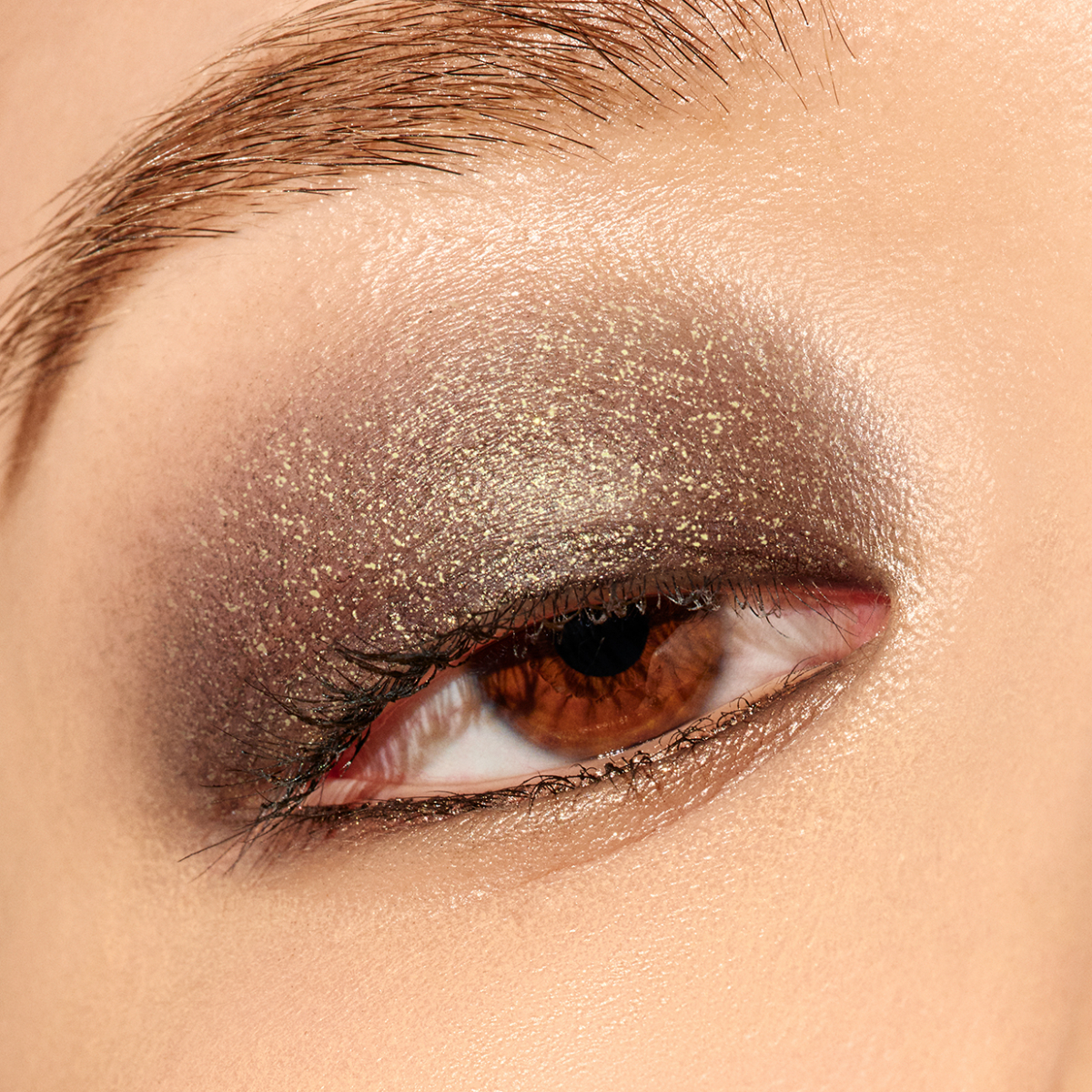 Satin Kajal liner, Jewel