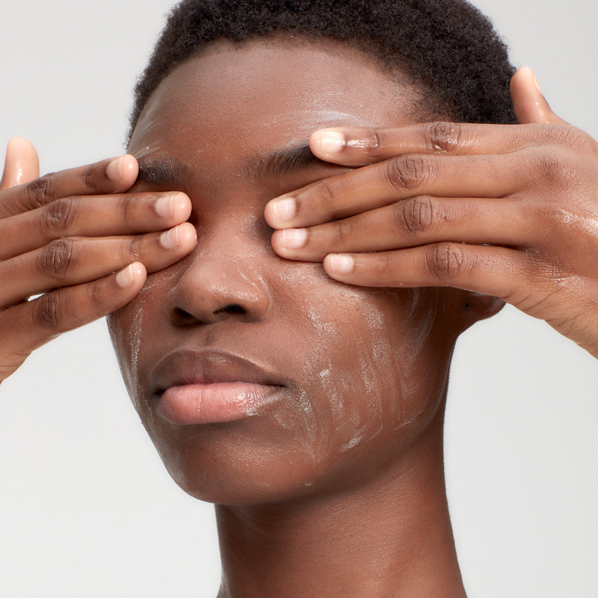 Lactic acid gel cleanser