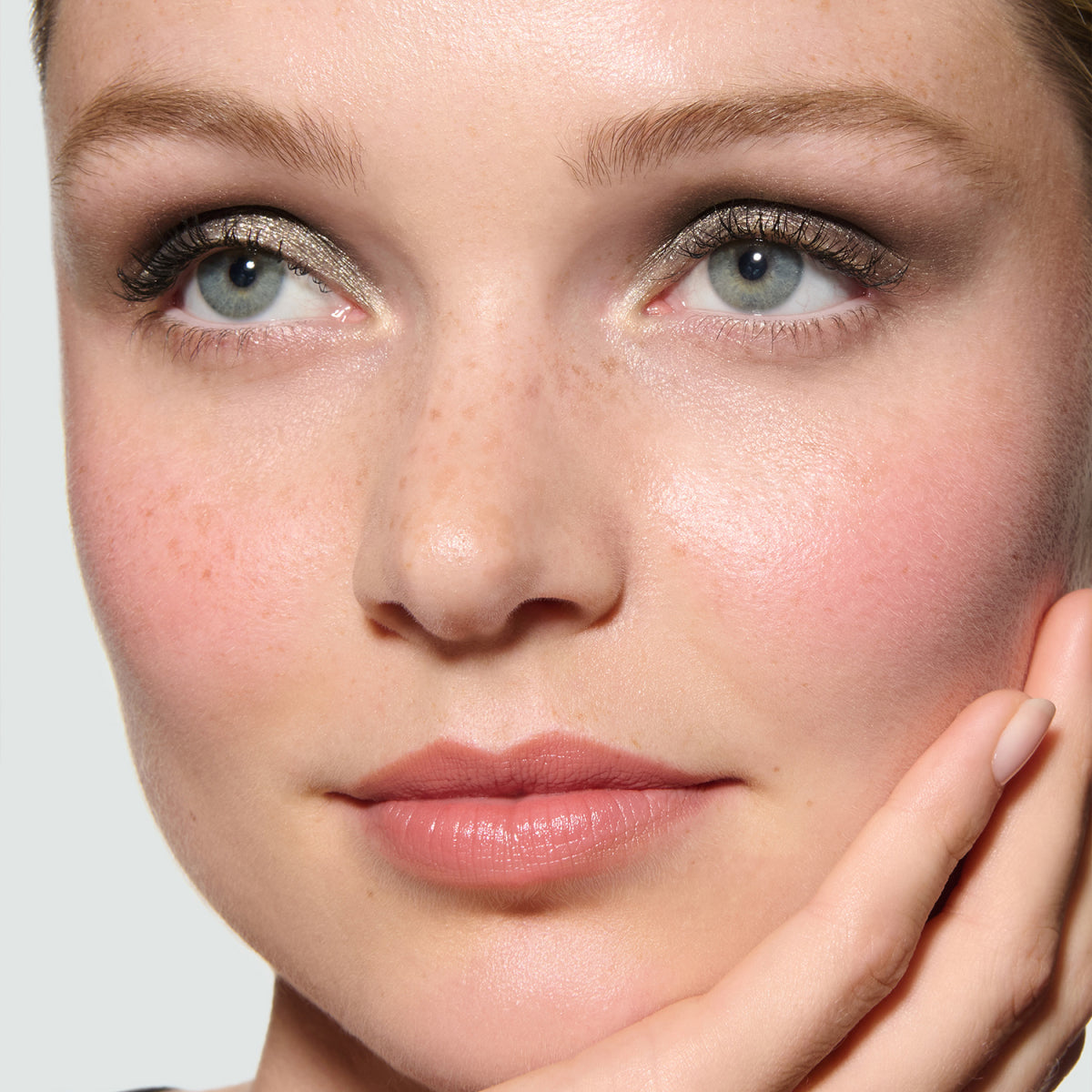 Liquid Lurex Eyeshadow