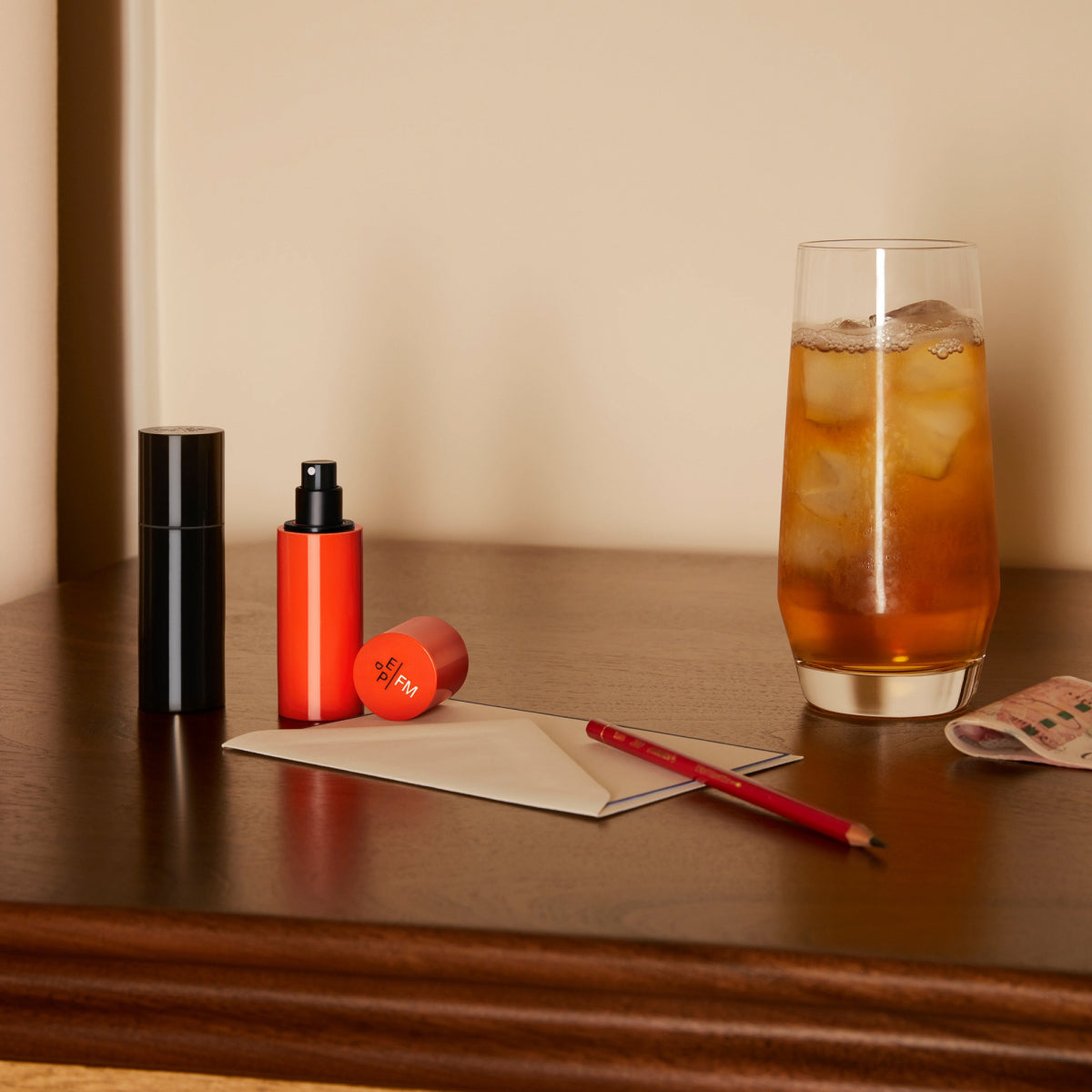 Travelspray Red